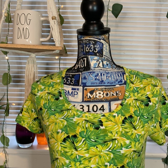 Jones New York Printed T Shirt. Medium. Sport Collection. Great Condition. - Picture 2 of 5